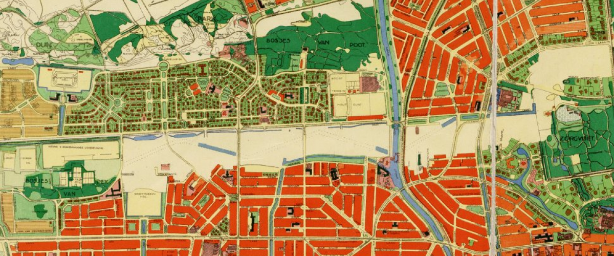 Plattegrond van Den Haag waarop het tracé van de Atlantikwall goed is te zien als een brede, kale strook